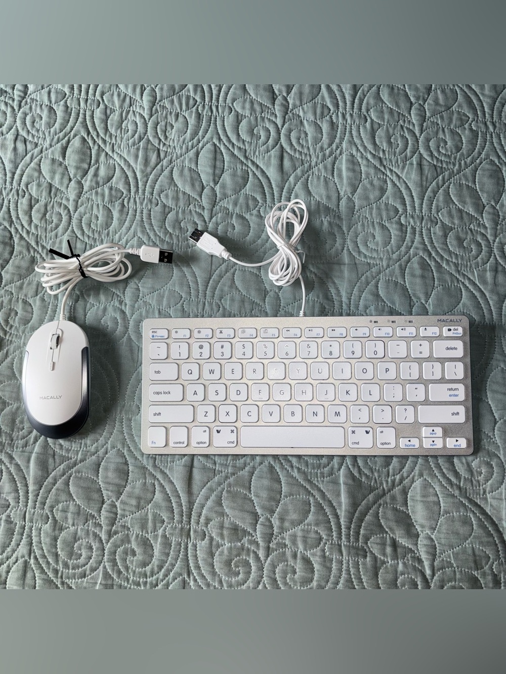Macally White keyboard and mouse